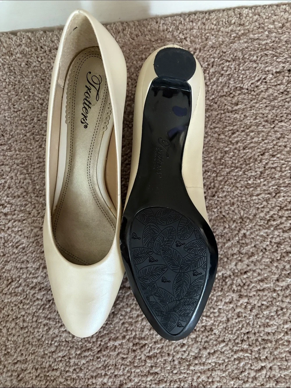 Trotters Cream Leather Heels New size 9 N made in Brazil - Picture 4 of 4